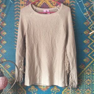 Fringe sleeve sweater